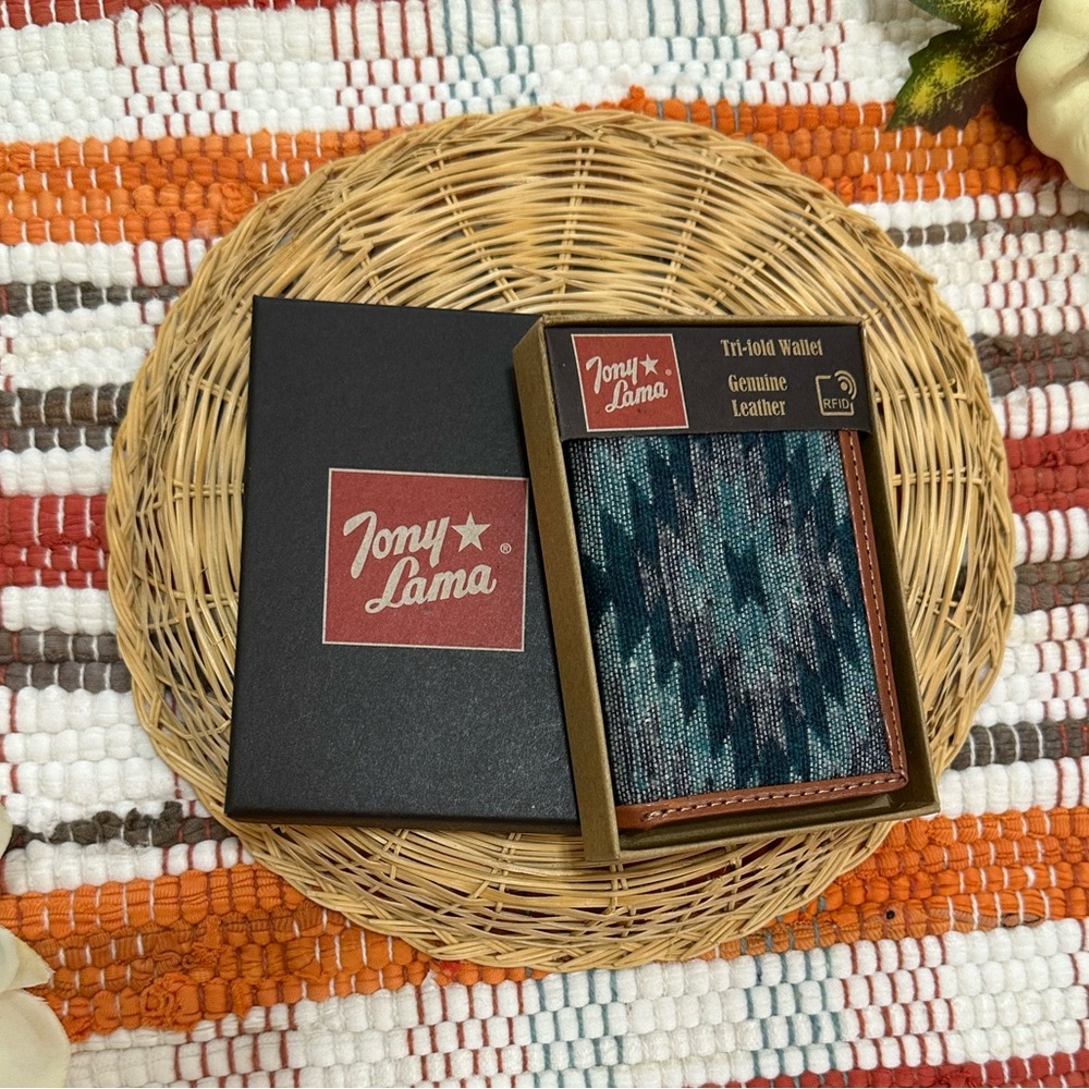 New Tony Lama Tri-Fold Wallet RFID Blue Aztec Canvas Leather Cowboy Western NWT - Picture 11 of 15